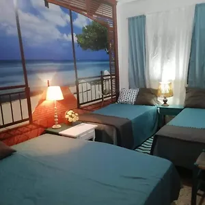 Can Pau Guesthouse Llançà
